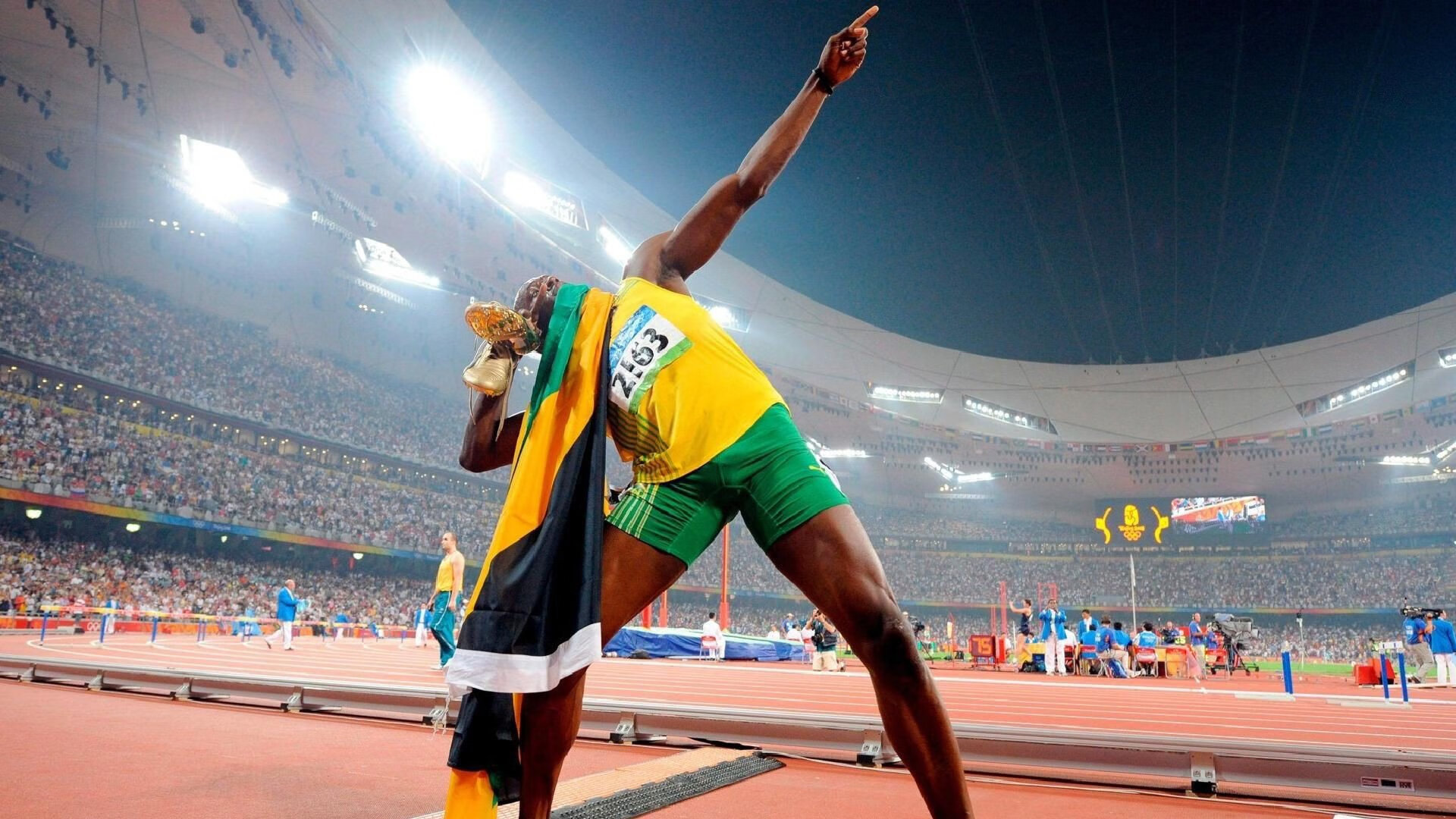 世界杯预选赛战况：曼城防线稳固，波尔图进攻受阻，德约科维奇成最佳