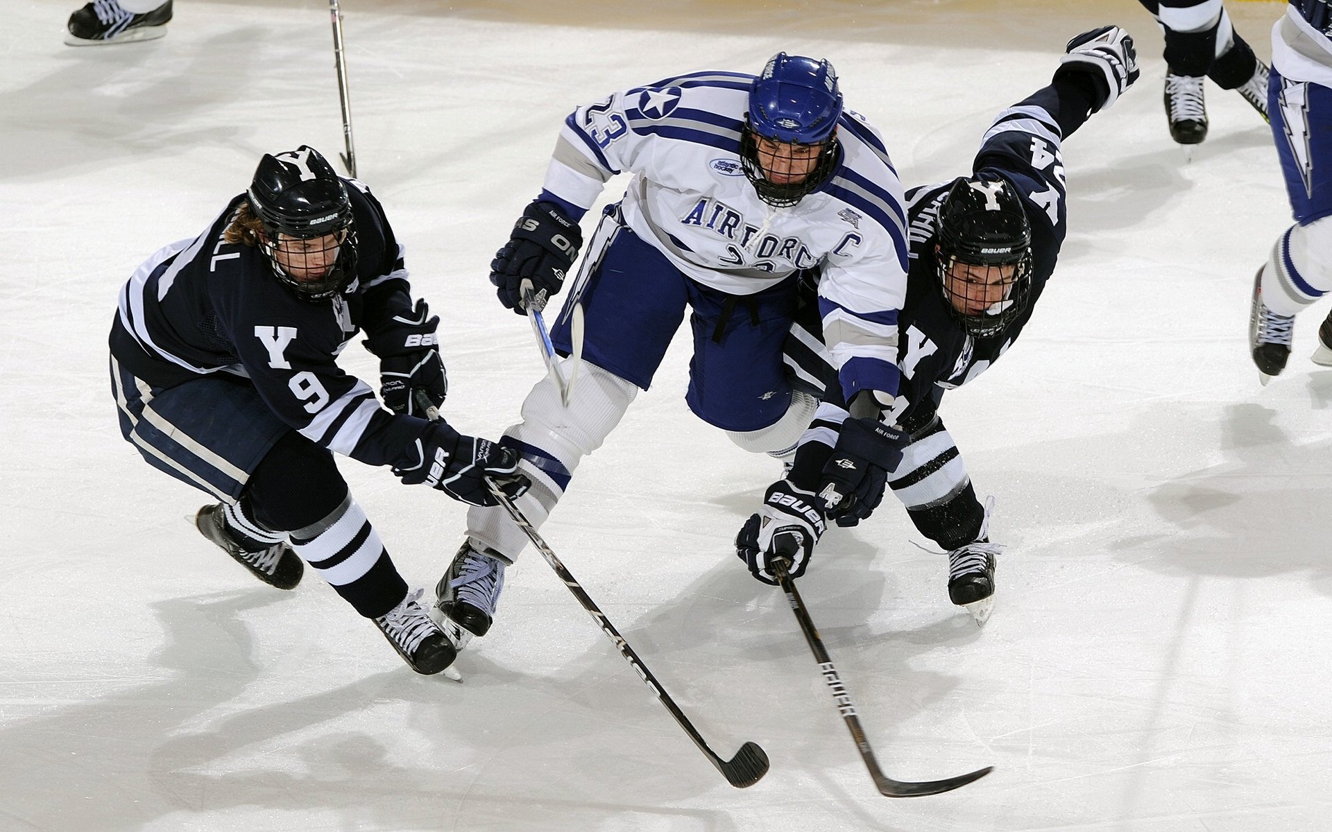 科维托娃赛事官方发布问鼎冠军新规,SKT争议不断!